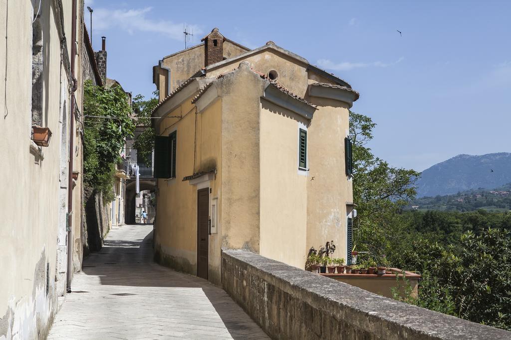 Il Feudo Di Sant'Agata Lägenhet SantʼAgata deʼ Goti Exteriör bild