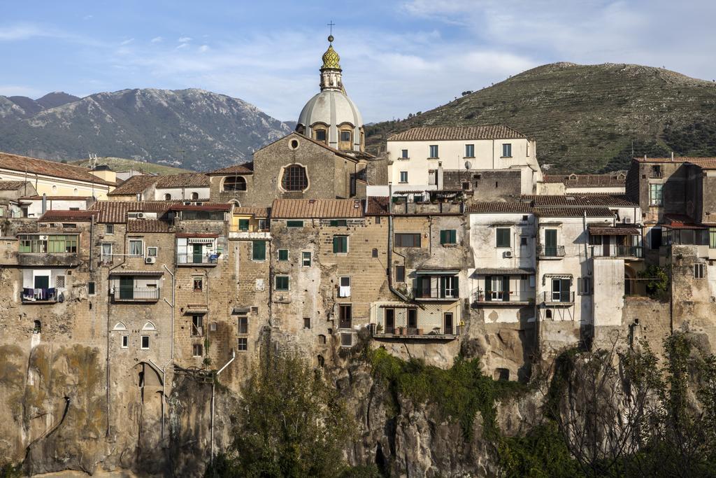 Il Feudo Di Sant'Agata Lägenhet SantʼAgata deʼ Goti Exteriör bild